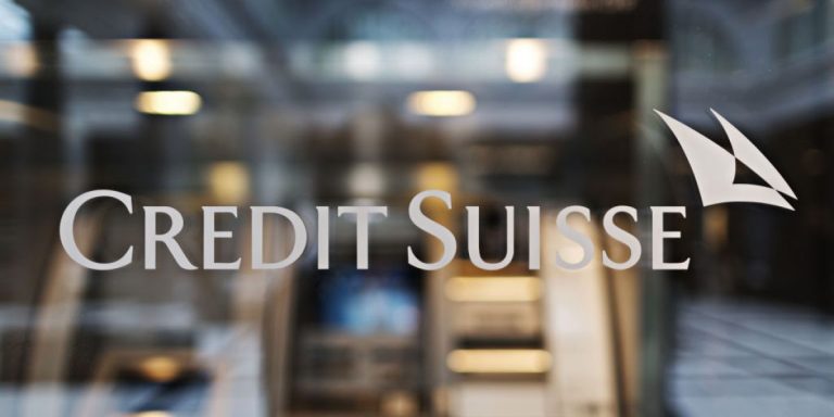 Обвиниха Credit Suisse за пране на пари, свързани с българската престъпност