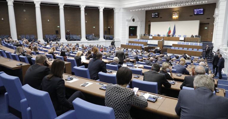 НС гледа промените в Закона за извънредното положение