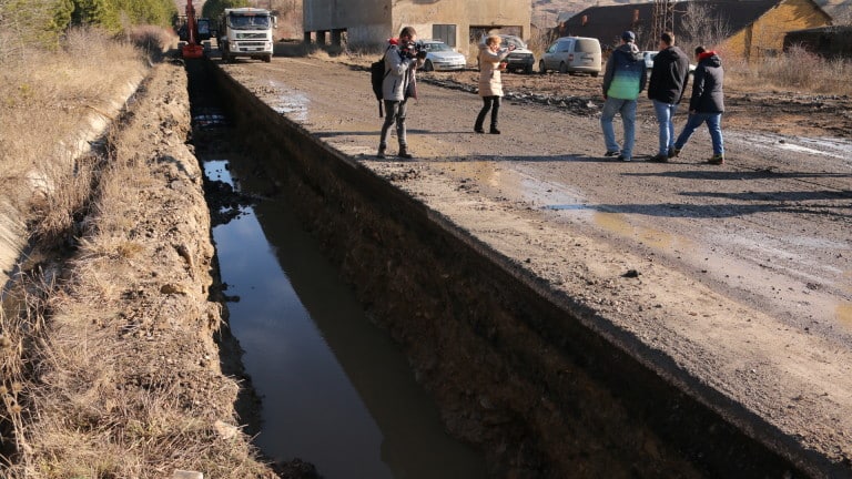 Законен ли е водопроводът за Перник?