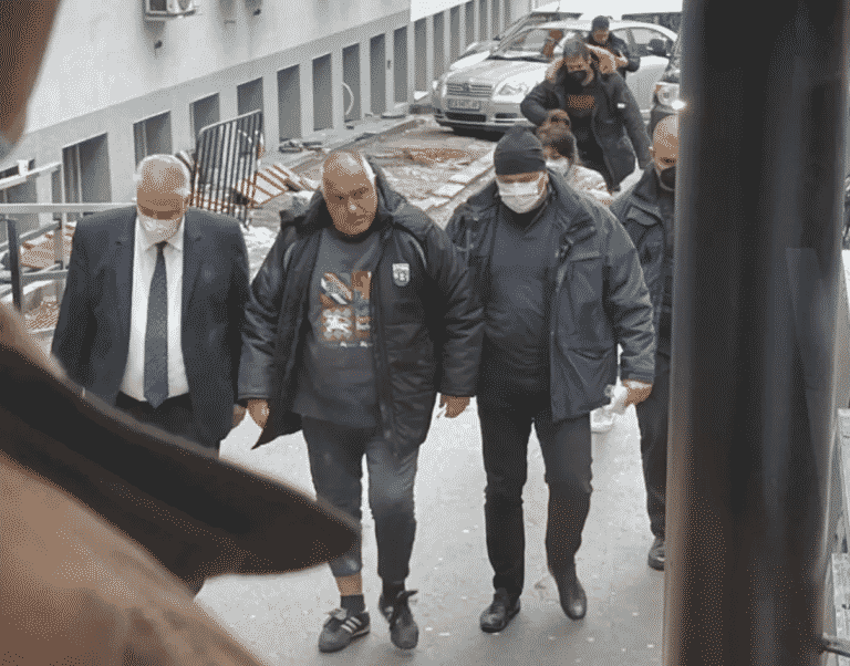 Два дни преди изслушването в НС: Докараха Борисов в Пирогов по домашни дрехи