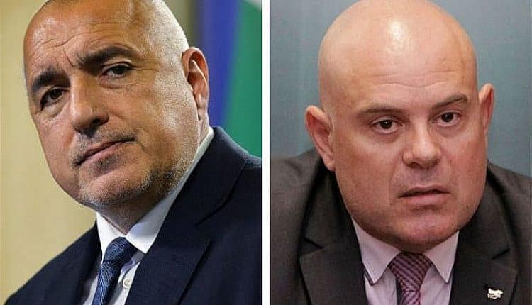 Прокуратурата се прави на „ударена“ и тупа топката за две проверки срещу Бойко Борисов