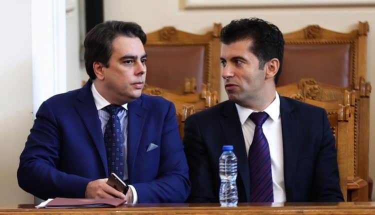 Дойде и времето на „Харвардите“ –  новите личности, които ще пометат статуквото