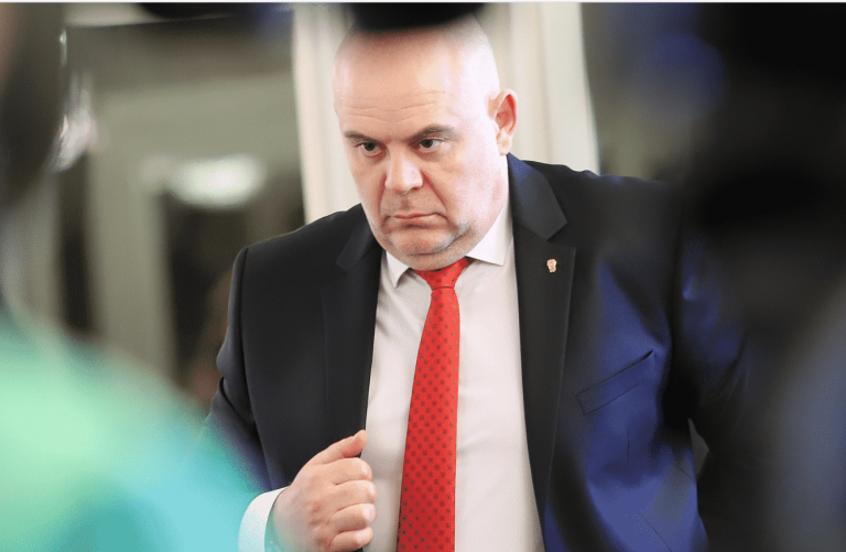 Заради своеволията и умишленото  бездействие на Гешев сме на крачка ЕС да ни спре парите