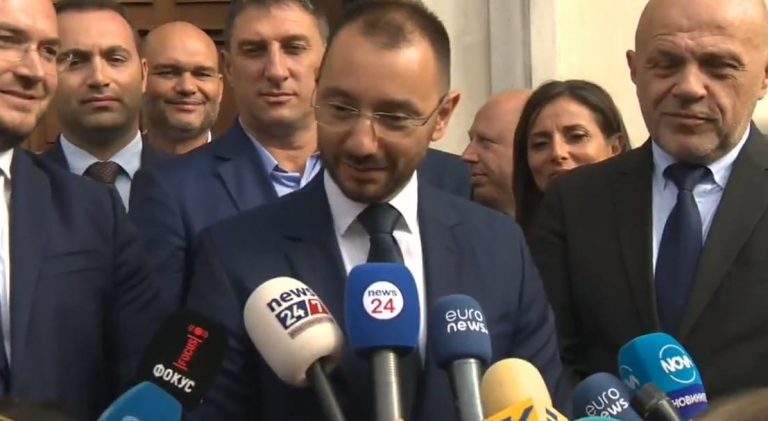 ГЕРБ издигна Антон Хекимян за кмет на София, вижте кой е той