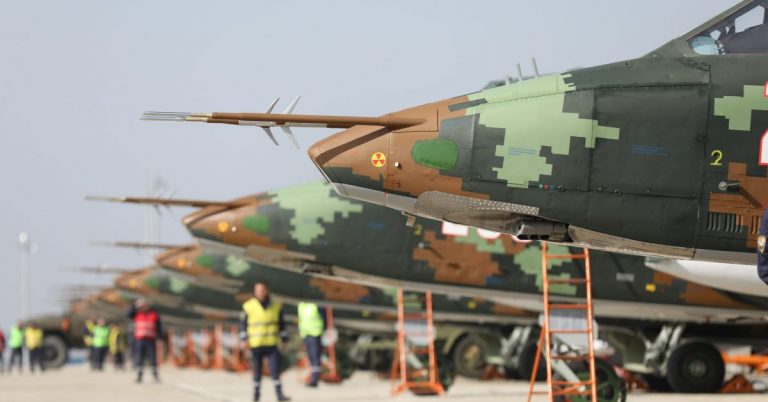 Дадоха на военен съд пилота на разбилия се Су-25