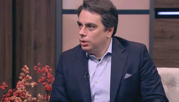 Асен Василев: За бюджета е много важно, че „Лукойл“ започна да плаща данъци