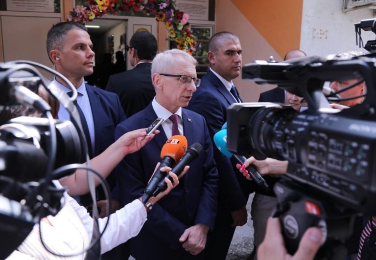 Денков: Чувстваме се като заложници на дебата между Австрия и Еврокомисията
