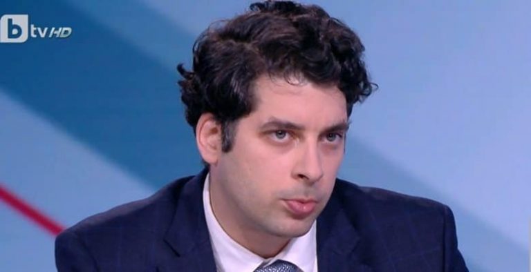 Пеканов: Далече сме от служебно правителство, сглобката ще се разбере