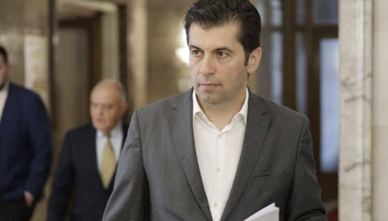 Кирил Петков днес подава оставка