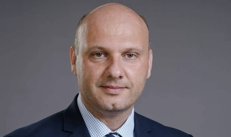 Емил Николов напуска „Промяната“: Проблемите вече са норма, не ми се слушат опорки за Пеевски