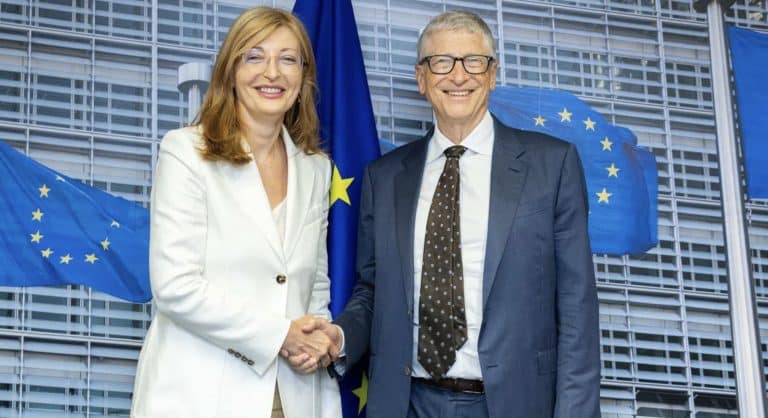 Екатерина Захариева се срещна с Бил Гейтс