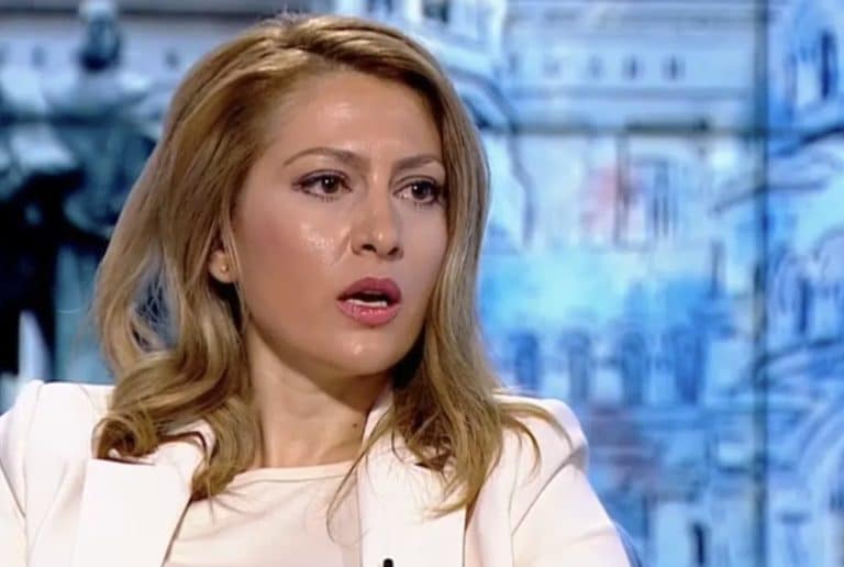 Рая Назарян: Опозицията се превърна във фабрика за неуспешни вотове на недоверие
