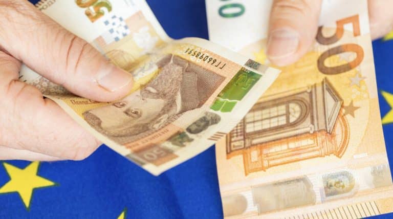 Европейският парламент даде зелена светлина на България по пътя към еврозоната